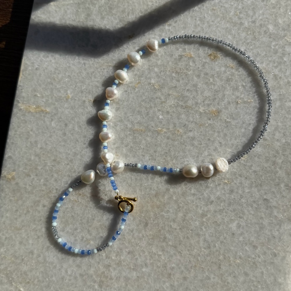 Handmade Freshwater Pearl & Genuine Crystal Necklace | Blue Accent | Gold Toggle - Picture 4 of 6
